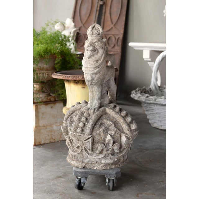 English Mid 19th Century English Carved Stone Crowned Lion of the Royal Coat of Arms Architectural Element For Sale - Image 3 of 4