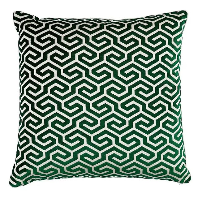 Schumacher Schumacher Ming Fret Velvet 22" Pillow in Emerald For Sale - Image 4 of 4