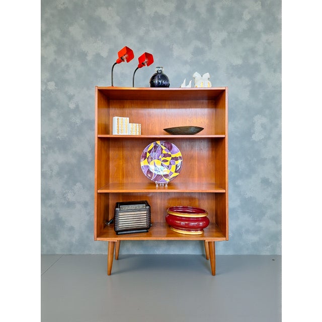 Brown Freestanding Teak Bookcase with Adjustable Shelves, Denmark, 1960s For Sale - Image 8 of 9