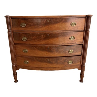 Antique American Federal Bowfront Chest of Drawers, Flame Mahogany, C. 1820 For Sale