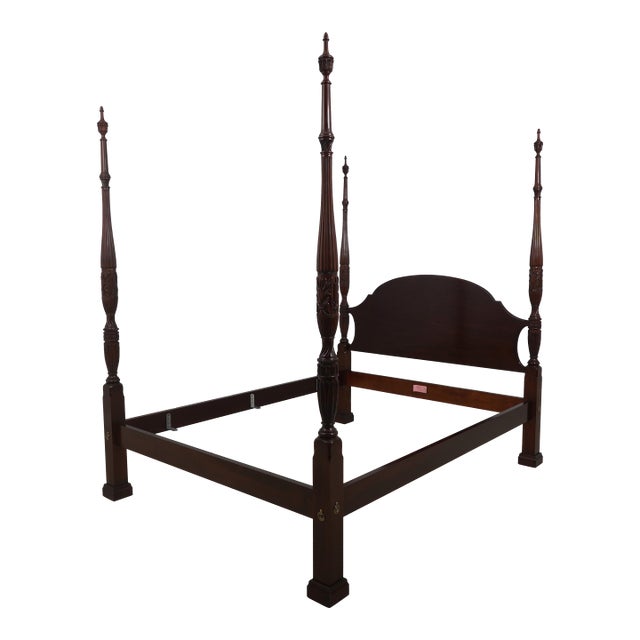 Henkel Harris Mahogany Queen Size Model 151 Poster Bed For Sale