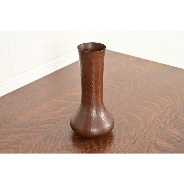 Roycroft Ramon Ramirez Arts & Crafts Hammered Copper Vase For Sale - Image 4 of 12