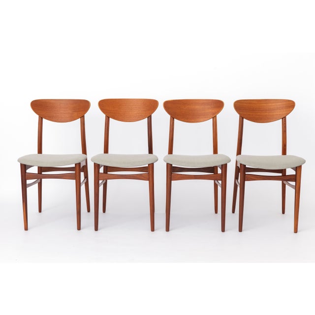 Vintage Scandinavian Danish Teak Dining Chairs in Light Grey Seats, 1960s, Denmark, Set of 4 For Sale - Image 10 of 10