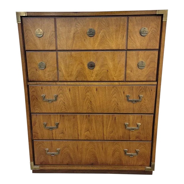 Vintage Huntley Thomasville Pecan Campaign Style 5 Drawer Chest For Sale