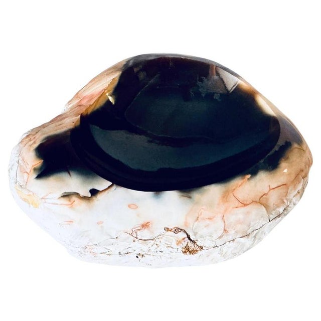 Italian Freeform Onyx Ashtray in Polished Stone with Dark Brown White Pink, 1960s For Sale - Image 12 of 12