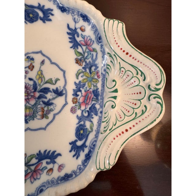 Spode Antique Copeland Spode Shell Serving Dish in Blue and White for London Heal & Son For Sale - Image 4 of 9