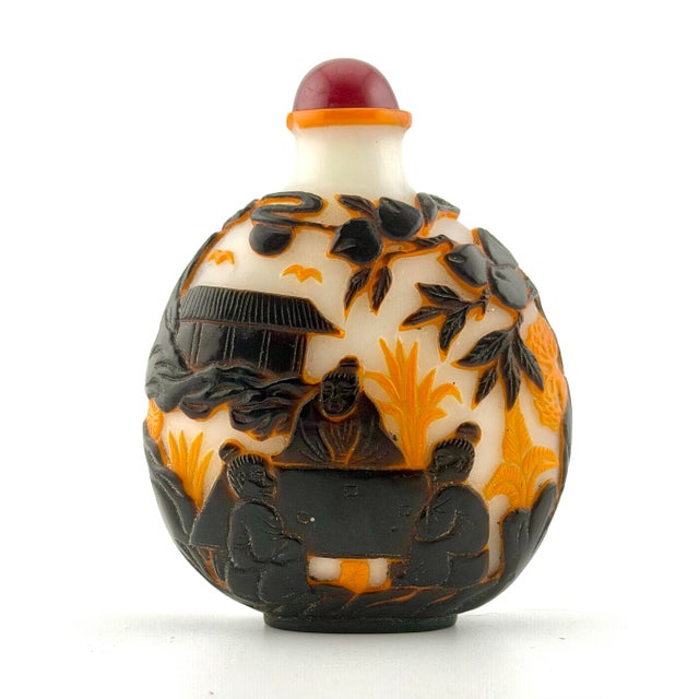 Mid 20th Century Peking Glass Snuff Bottle-Over 4 Inches Tall For Sale - Image 4 of 6