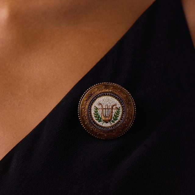 Late 19th Century Late 19th Century Victorian Enamel Micromosaic 22k Yellow Gold Lyre Brooch For Sale - Image 5 of 6