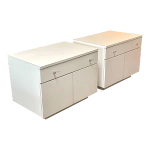 1970s White Mid Century Modern Pair of Nightstands