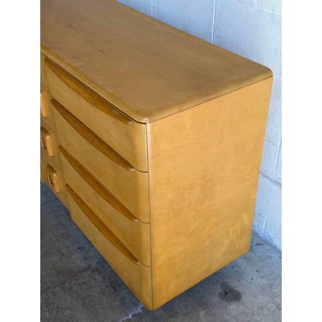 Wood Heywood Wakefield Maple Dresser Wooden Lowboy Chest of Drawers Mid-Century Modern 1950s For Sale - Image 7 of 12