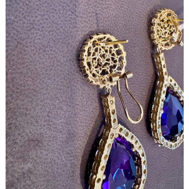 38 Carat Natural Amethyst & 9 Ct Diamond Cocktail Earring, 14 Karat Yellow Gold For Sale - Image 10 of 18