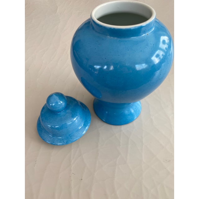 Chinoiserie Tiffany Blue Lidded Vase Urn For Sale - Image 3 of 7