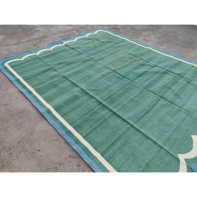 Forest Green Handmade Cotton Vegetable Dyed Scalloped Edge Rug in Forest Green With Cream and Teal Blue Border - 8x10 For Sale - Image 8 of 11