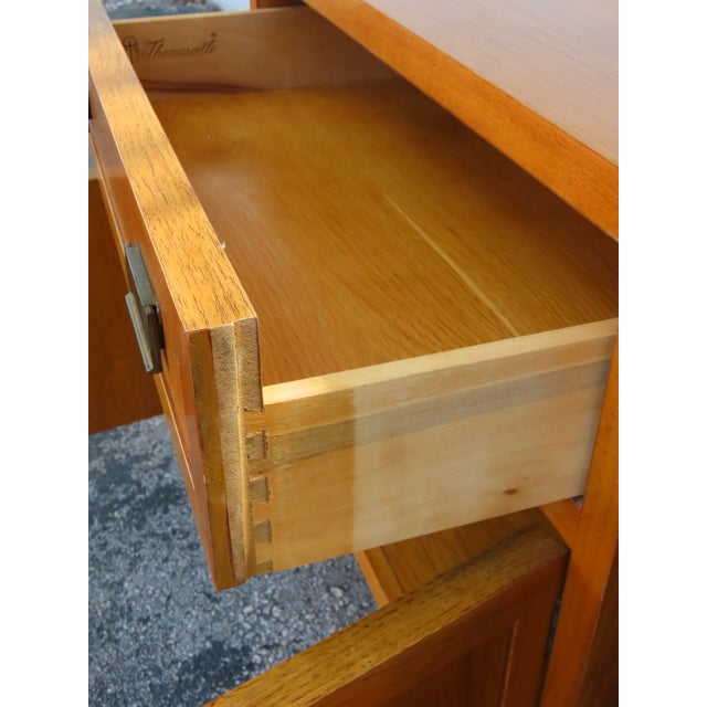 Thomasville Hollywood Regency Nightstands End Bedside Tables a Pair 6355 For Sale In Miami - Image 6 of 17