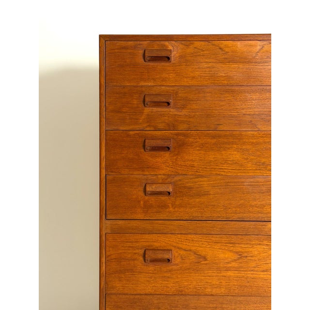 1950s Model 135 Tallboy by Børge Mogensen for Søborg Møbelfabrik, 1950s For Sale - Image 5 of 12
