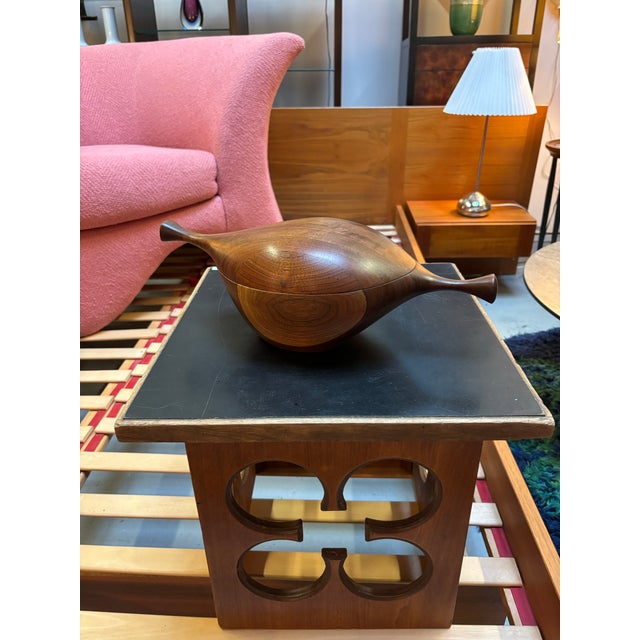 1960s Daniel Loomis Valenza Carved Wood Lidded Box For Sale - Image 12 of 12