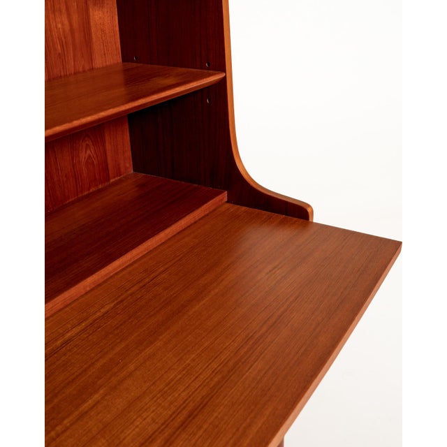 Wood Bornholmereolen Bookcase by Johannes Sorth for Bornholms Møbelfabrik, 1950s For Sale - Image 7 of 13