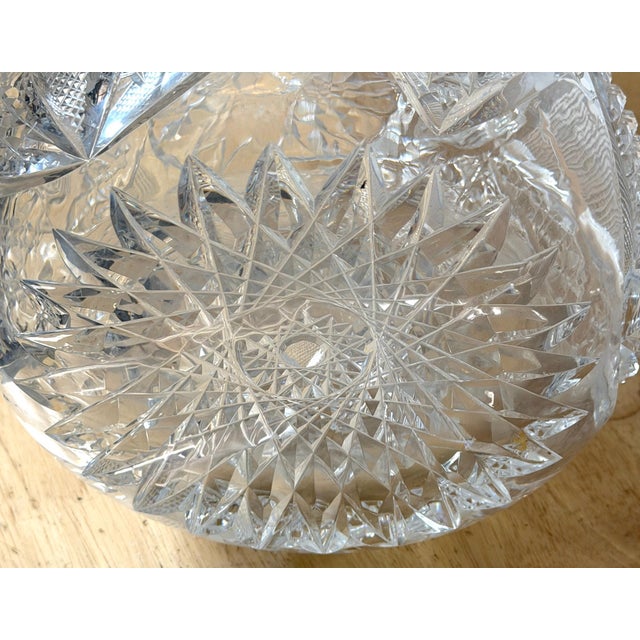 Monumental American Brilliant Period Exhibition Cut Glass Trumpet Vase, Hawkes For Sale - Image 10 of 18