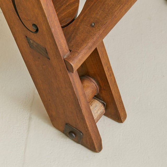 Wood 19th Century Italian Walnut Library Ladder For Sale - Image 7 of 18