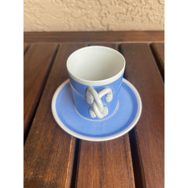 Mid-Century Modern 1960s Mid-Century Modern R. Capodimonte Periwinkle Blue Espresso Cup & Saucer With Stand For Sale - Image 3 of 7