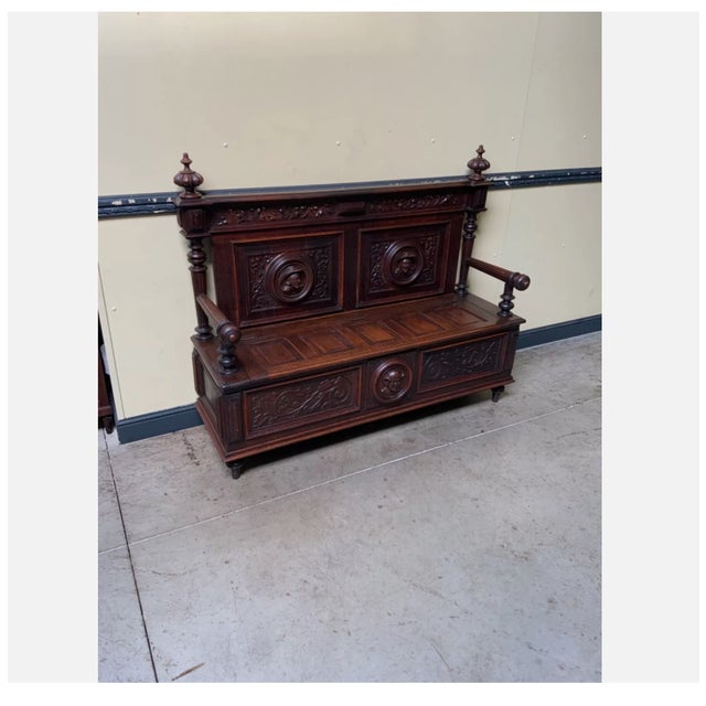 Brown Antique Neo-Renaissance Chest Bench, 1880 For Sale - Image 8 of 9