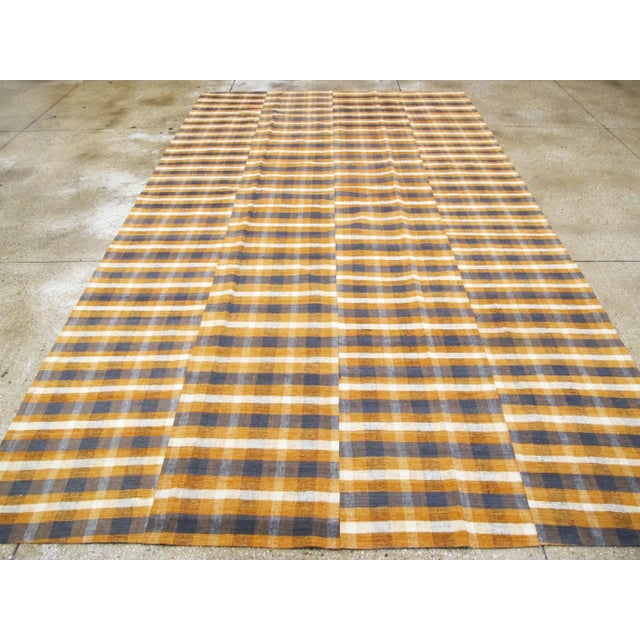 Mid 20th Century Galerie Shabab Collection Mid-20th Century Turkish Flatweave Kilim Carpet For Sale - Image 5 of 12