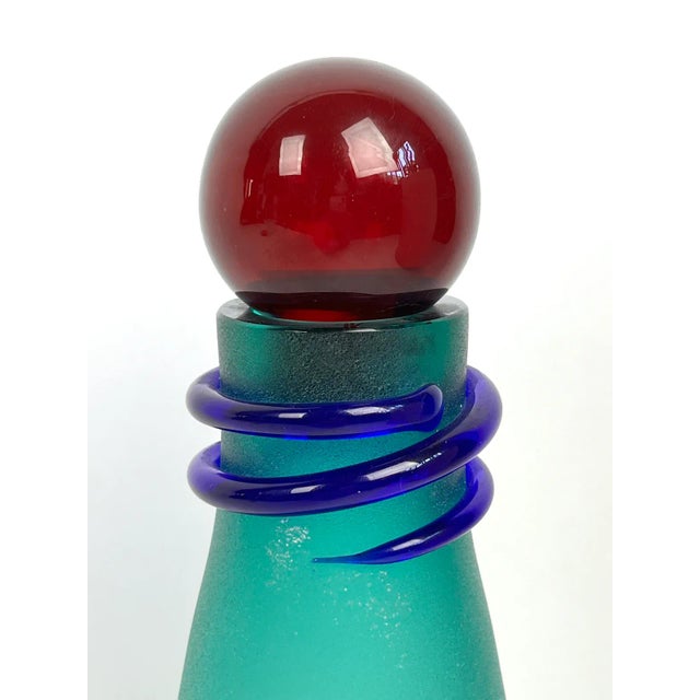 Postmodern Late 20th Century Italian Alfredo Barbini Murano Scavo Glass Decanter For Sale - Image 3 of 4
