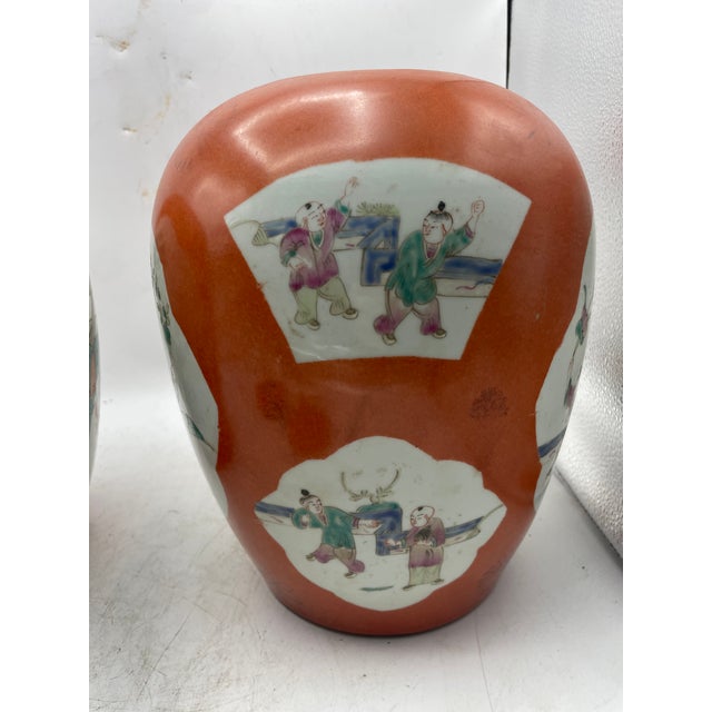 Salmon Pair of Chinese Hand Painted Jars For Sale - Image 8 of 10