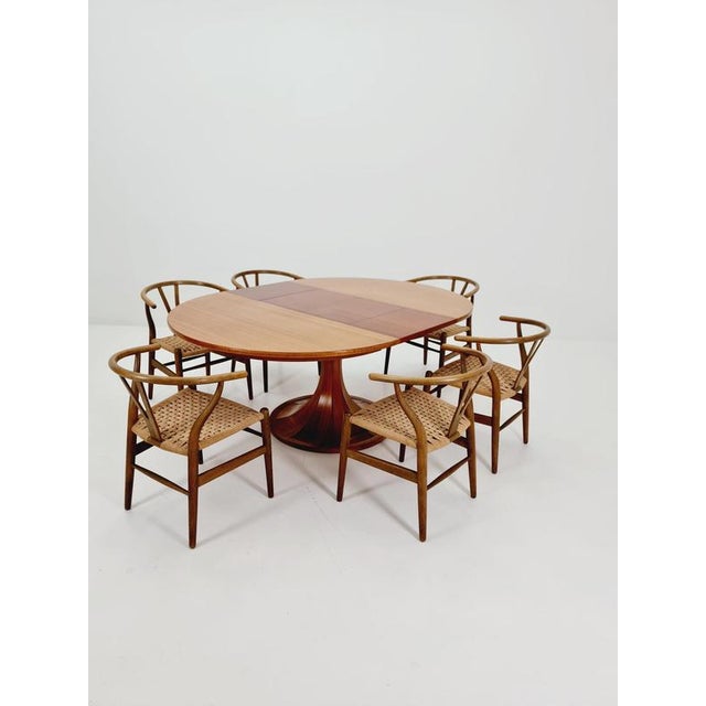 Mid-Century Round Walnut Dining Table by Luigi Massoni, Italy, 1960s For Sale - Image 10 of 18