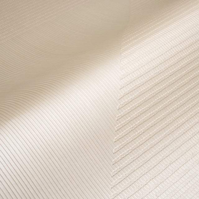 Schumacher SAMPLE - Schumacher Hand Combed Triangles Wallpaper In Pearlescent For Sale - Image 4 of 5