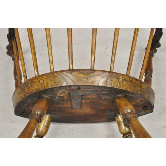 Antique French Country Colonial Chestnut Oak Wood Small Bowed Windsor Arm Chair For Sale - Image 12 of 12