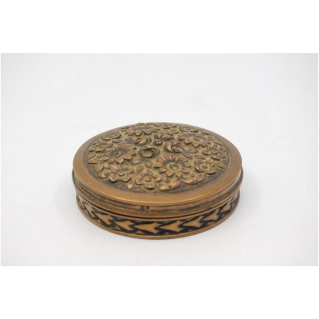 Circular Pill Box with Engraved Plant Motifs For Sale - Image 6 of 6
