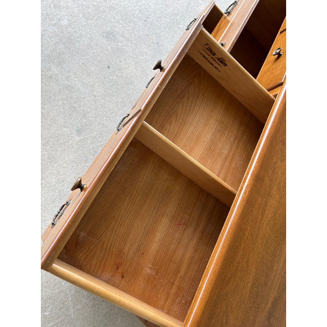 Mid 20th Century Ethan Allen 1776 Collection 6 Drawer Maple Double Dresser & Mirror For Sale - Image 5 of 10