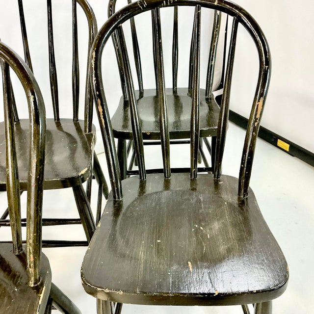 Late 19th C. Antique Americana Farmhouse Boho Chic Chippy Paint Pine Dining Chairs - Set of 6 For Sale - Image 9 of 16