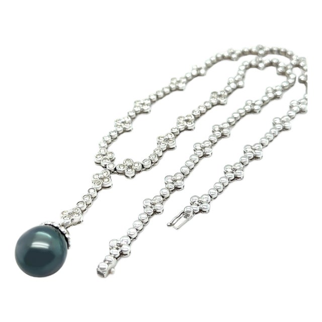 18ct White Gold Tahitian Pearl and Diamond Necklace 1.20ct 35.17g For Sale