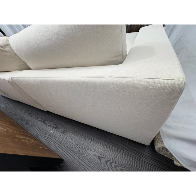 Rh Lugano Modular 4-Piece Sectional | Italy | Down | Performance Linen Weave – Natural For Sale - Image 18 of 18