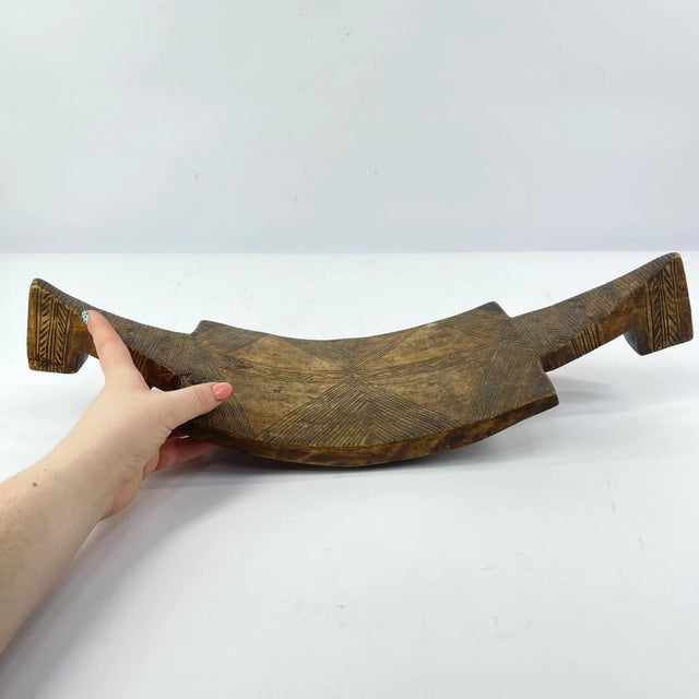Early 20th Century Mossi Serving Platter Burkina Faso MATTER COLLECTION For Sale - Image 9 of 10