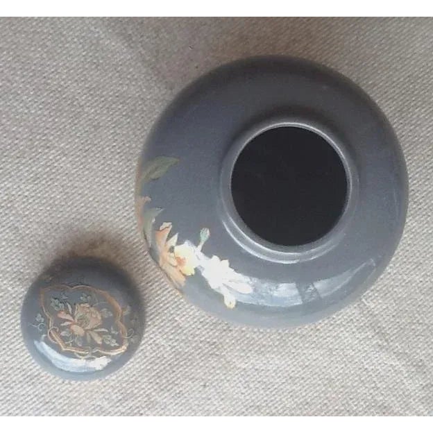 Glossy Gray With Peach Orchid Motif Ginger Jar For Sale - Image 6 of 7