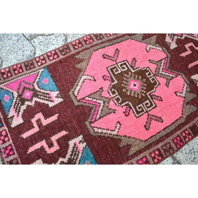 Vintage Hand Knotted Oushak Wool Rug For Sale - Image 4 of 6