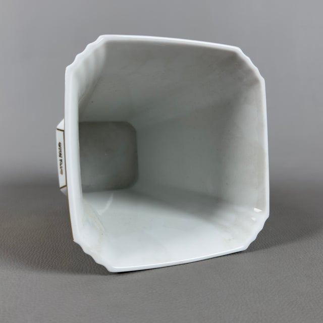 Ceramic Limited Edition Artis Orbis The Kiss Vase in Porcelain by Gustav Klimt for Goebel, 2000s For Sale - Image 7 of 11