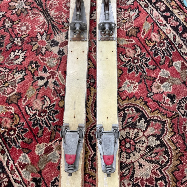Traditional Pair of 1940s Wooden Decorative Vintage Snow Skis For Sale - Image 3 of 11