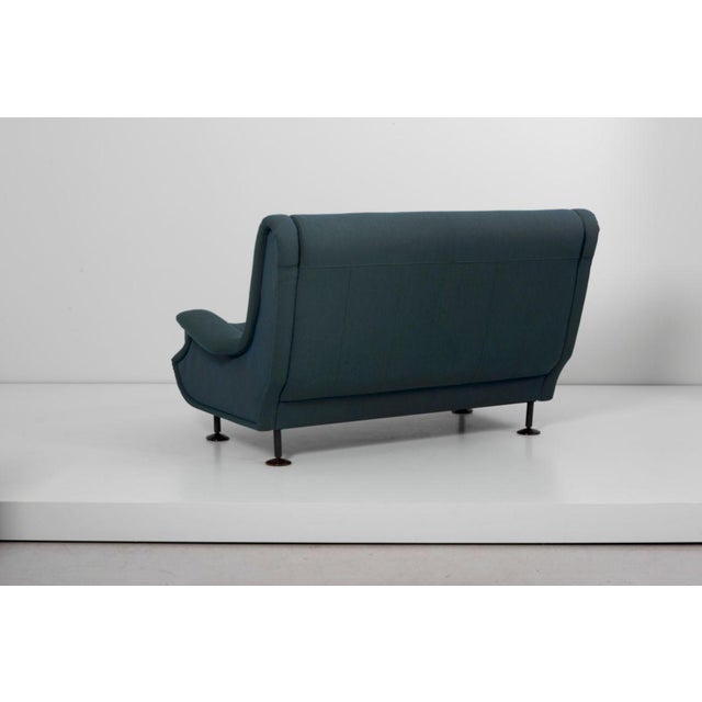 Italian Regent Settee and Lounge Chairs Set by Marco Zanuso for Arflex, 1960s, Set of 3 For Sale - Image 9 of 16