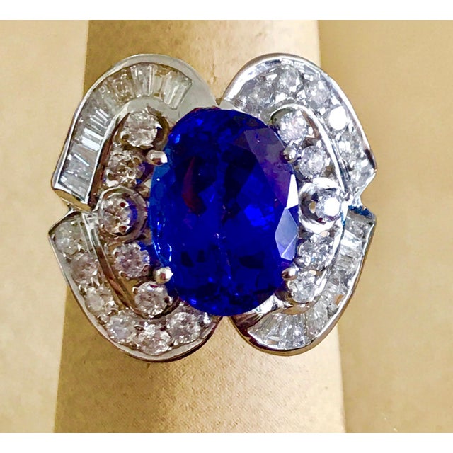5.38 Carat Oval Tanzanite and Diamond Ring 18 Karat White Gold, Estate For Sale - Image 17 of 18