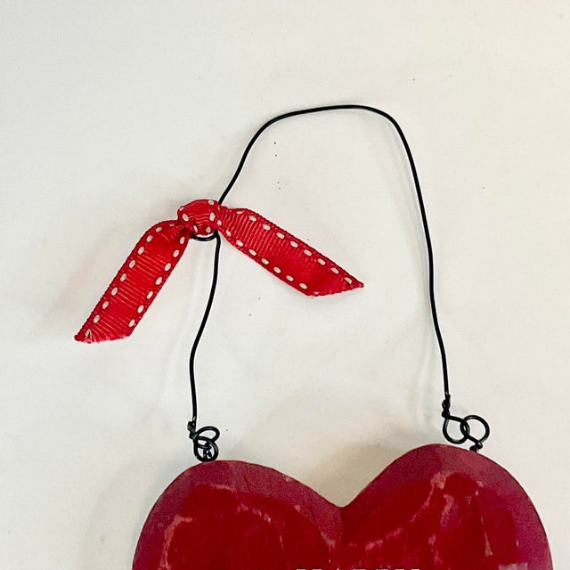 1980s Vintage Boho Chic Arts & Crafts Happy Valentine’s Day Door Knob Hanger For Sale - Image 4 of 7