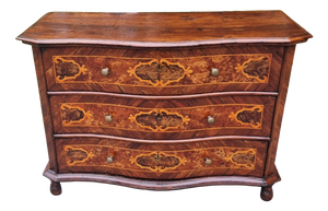 Lombard Chest of Drawers in Walnut with Inlays, 1680