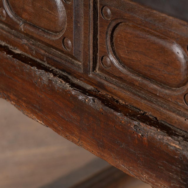 18th Century Spanish Console Table With Two Carved Drawers For Sale - Image 14 of 18