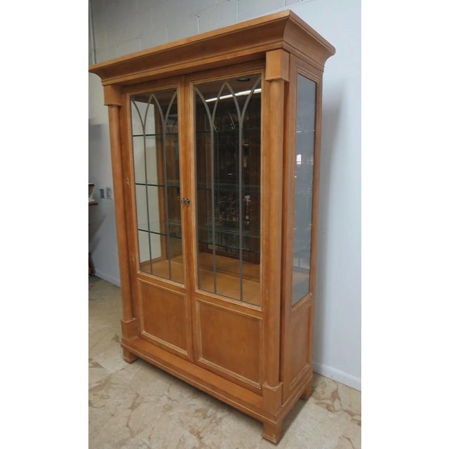 1980s 1980s Henredon Monumental Aegean Crystal Curio China Hutch Cabinet For Sale - Image 5 of 12