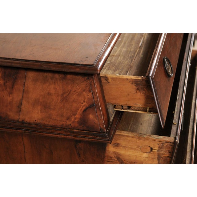 Wood Late 18th Century Italian Walnut Wood Commode For Sale - Image 7 of 12