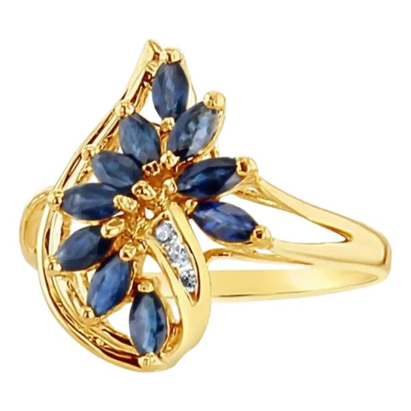 One Carat Marquise Sapphire Cluster Ring w. Diamond Cluster 14k Yellow Gold, Size 7 For Sale