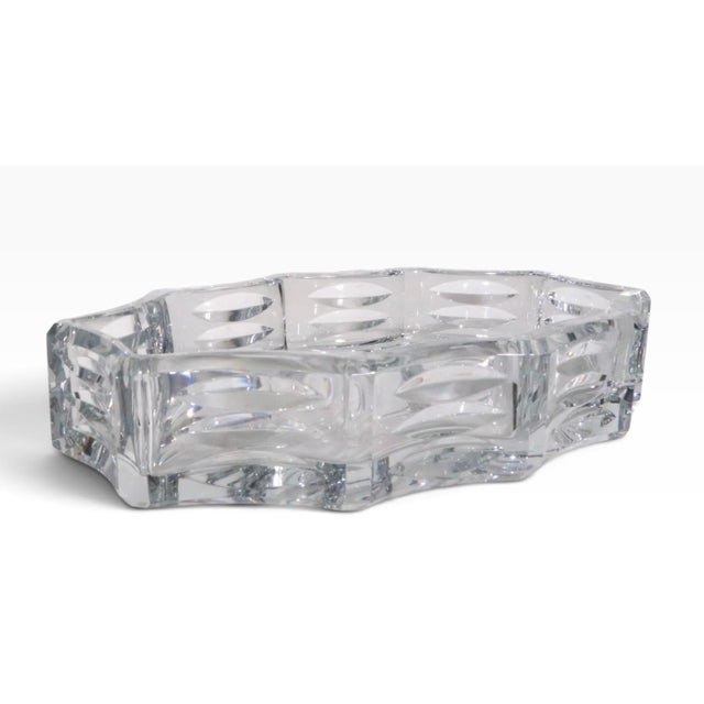 Glass Mid 20th Century Large Bacarrat Crystal Centerpiece Bowl For Sale - Image 7 of 9